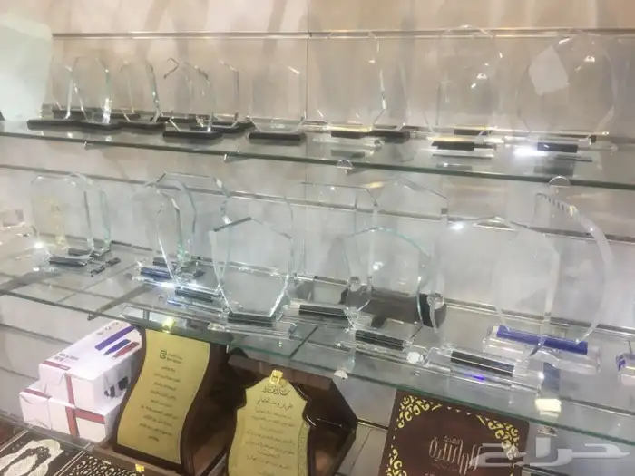 دروع مدارس حفلات تخرج هدايا تذكارية طباعه دروع التخرج للمد 0