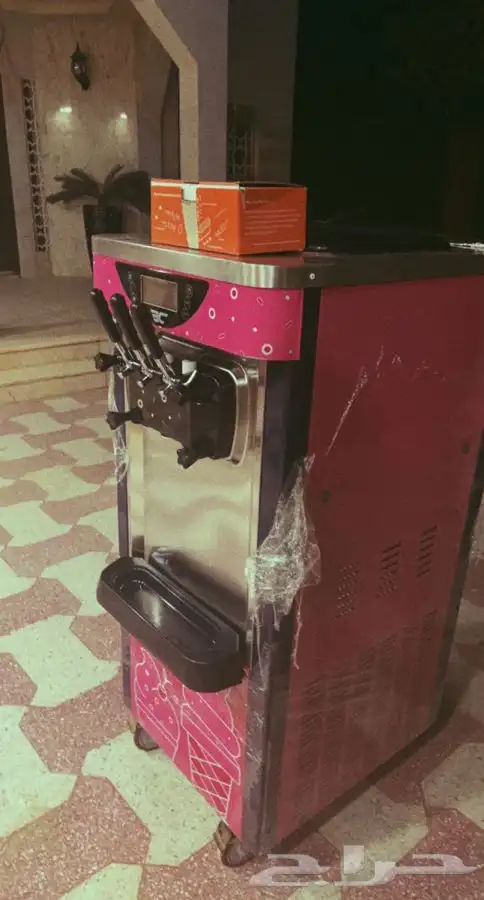 الة ايسكريم - مكينة ايسكريم شبه جديد 4