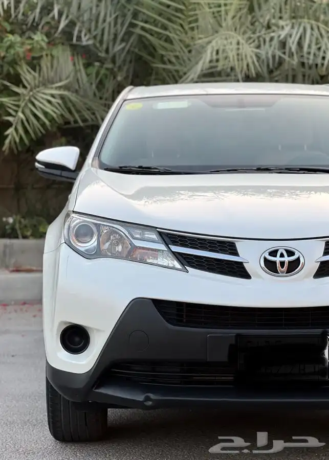 ((تم البيع )) تويوتا راف فور مخزن RAV4 2015 1