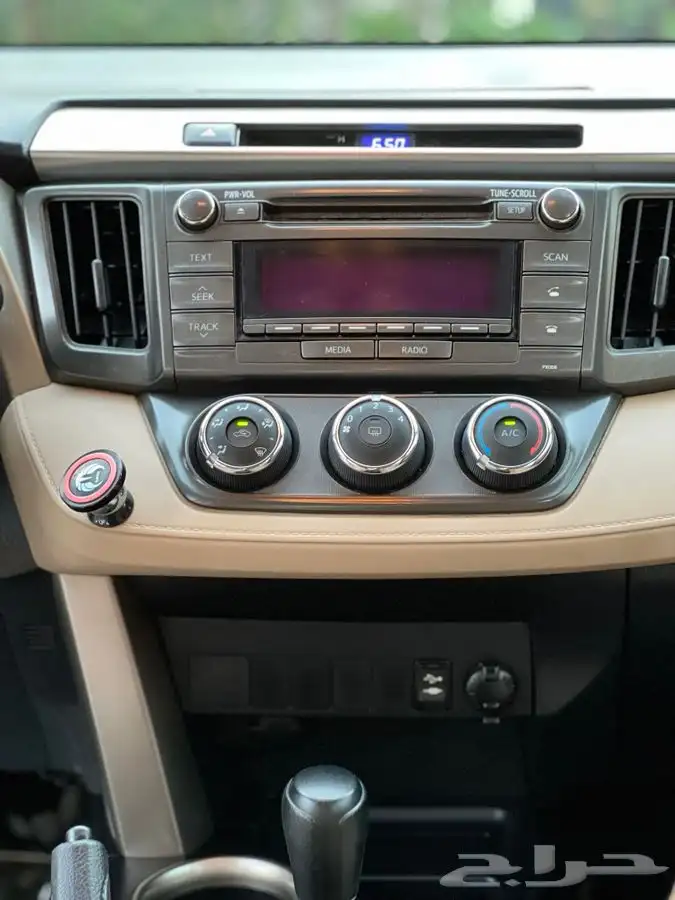 ((تم البيع )) تويوتا راف فور مخزن RAV4 2015 27