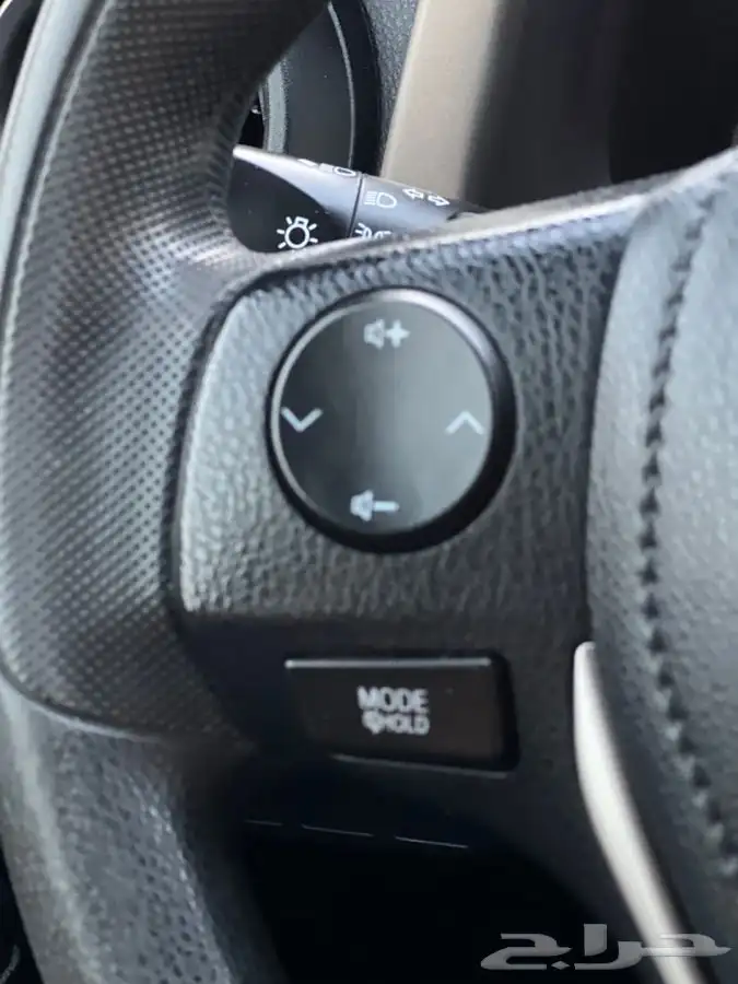 ((تم البيع )) تويوتا راف فور مخزن RAV4 2015 34