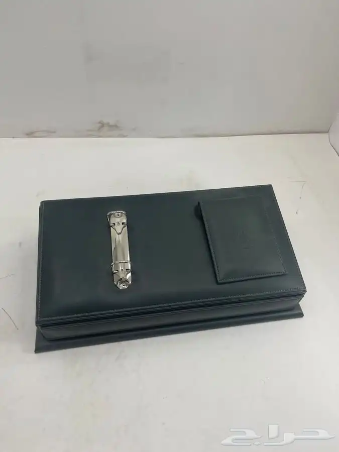 اطقم مكتبية جلدية 45