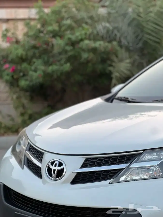 ((تم البيع )) تويوتا راف فور مخزن RAV4 2015 6