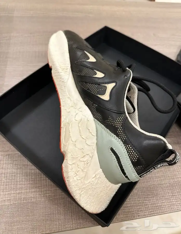 جزمات روبرتو ك الي أصليه 3