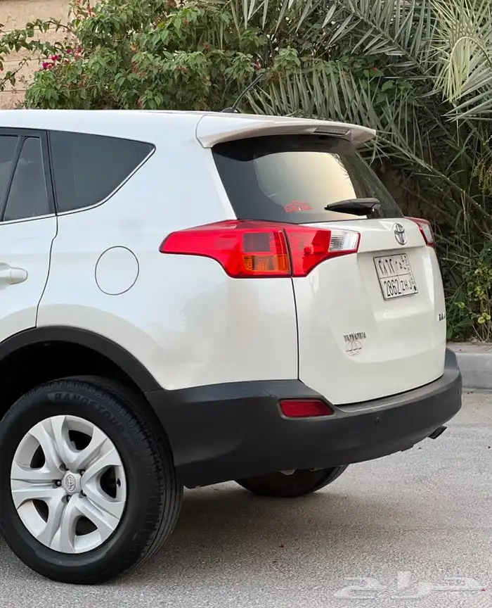 ((تم البيع )) تويوتا راف فور مخزن RAV4 2015 15