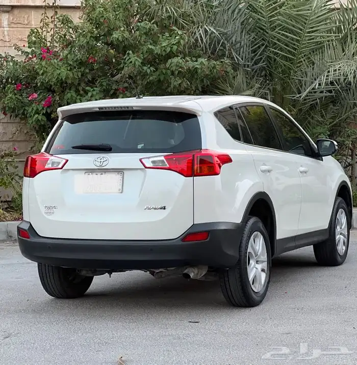 ((تم البيع )) تويوتا راف فور مخزن RAV4 2015 22