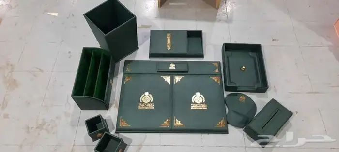 اطقم مكتبية جلدية 11