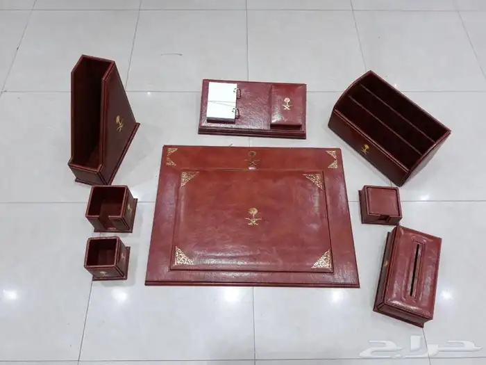 اطقم مكتبية جلدية 2