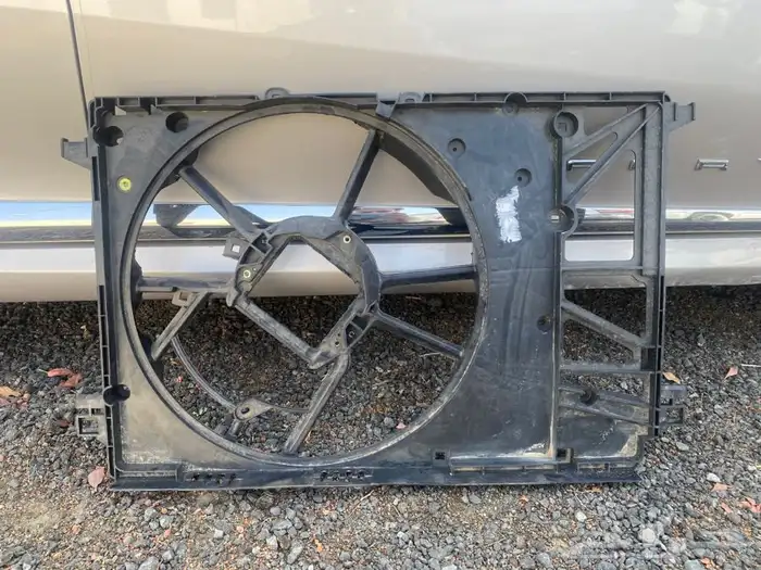 قطع كامري 2019 41