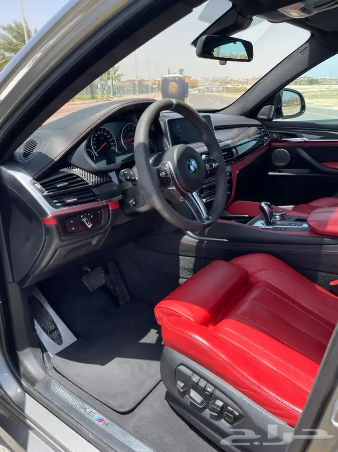 للبيع BMW X6 M موديل 2019   أعلى فئة وأداء 29