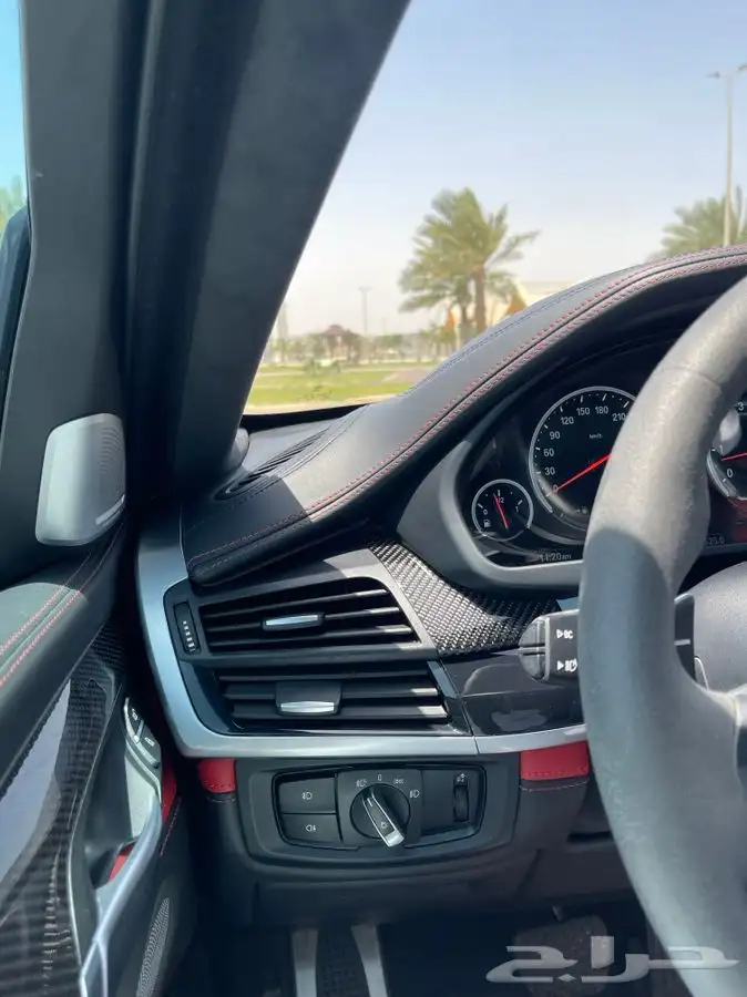 للبيع BMW X6 M موديل 2019   أعلى فئة وأداء 46