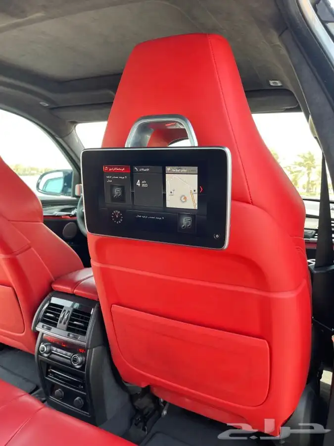 للبيع BMW X6 M موديل 2019   أعلى فئة وأداء 24