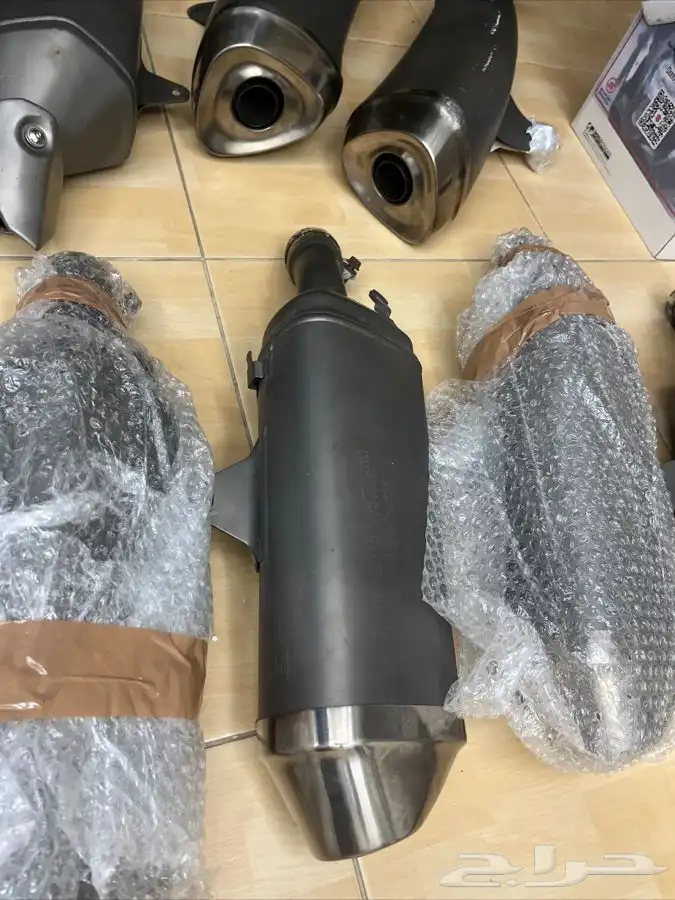 دبة دبات وكالة ريس 600 750 سوزوكي Suzuki مع القفيز والغطا 1