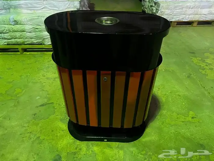 كراسي حدائق و سلات نفايات و كراسي انتظار 13