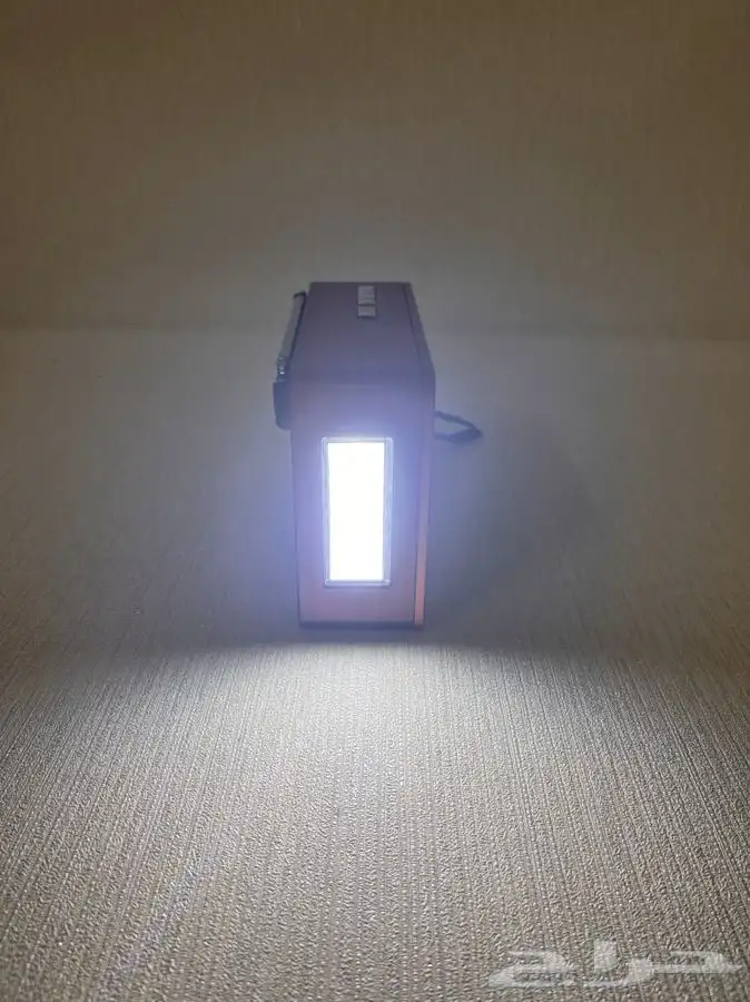 راديو من شركه DLC مع ساعه توقيت 3