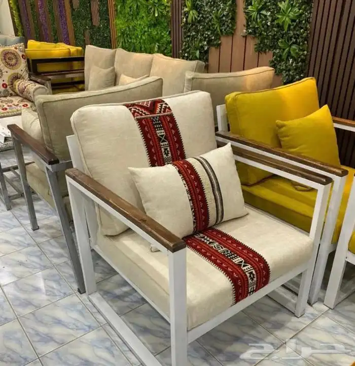 كراسي كوفي او كراسي طعام خشبي وحديد 34