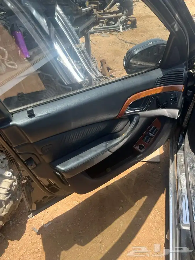 قطع غيار تشليح مرسيدس فياقرا s350 موديل 2004 - 2006 6