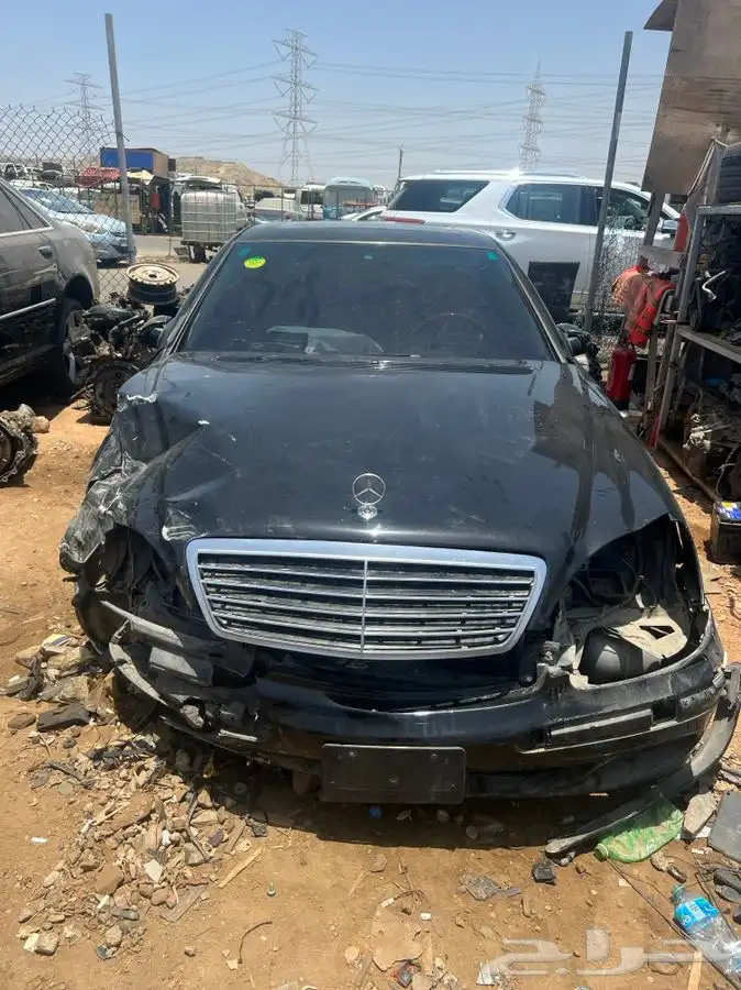 قطع غيار تشليح مرسيدس فياقرا s350 موديل 2004 - 2006 2