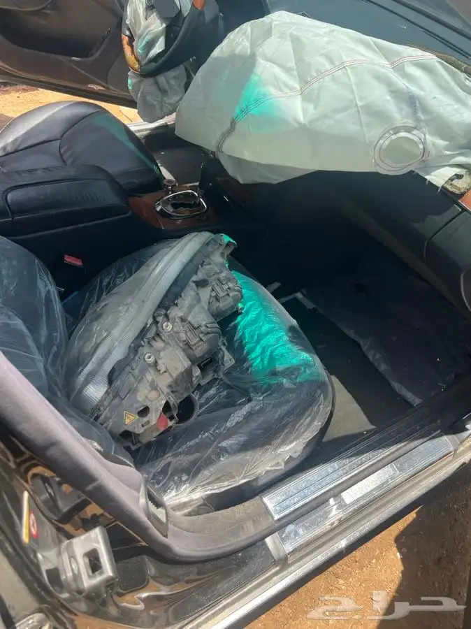 قطع غيار تشليح مرسيدس فياقرا s350 موديل 2004 - 2006 7