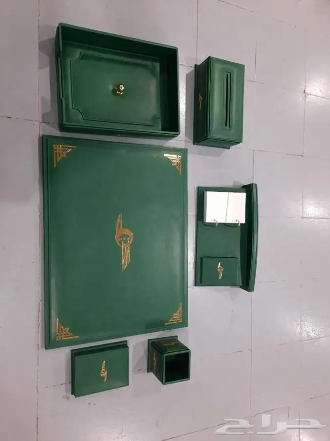 صناديق جلدية 68