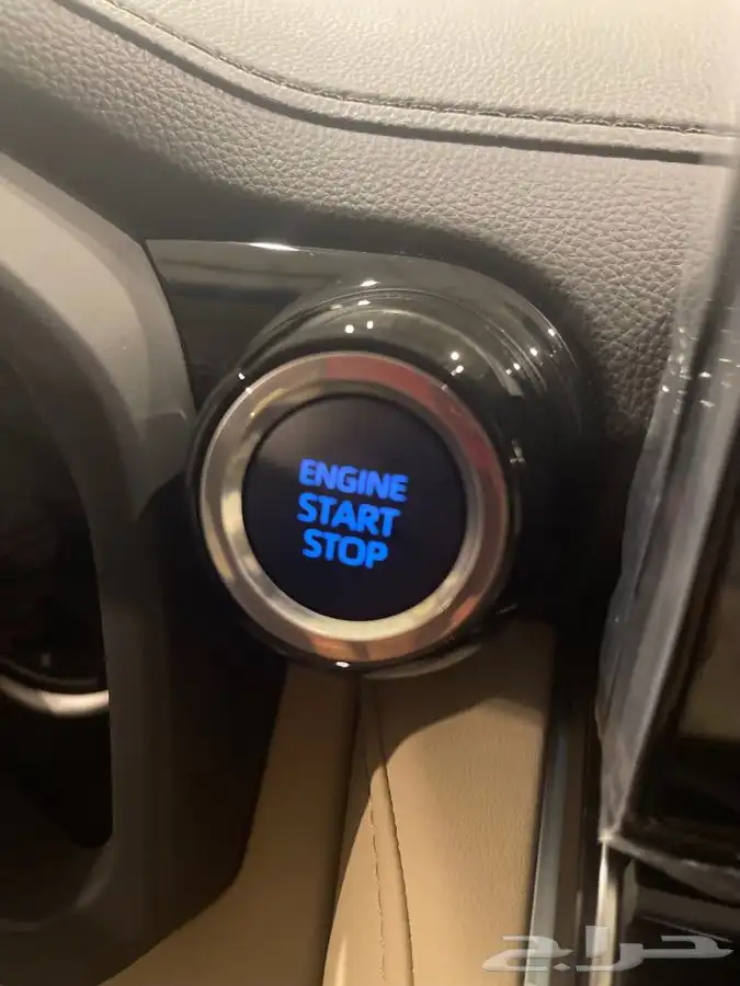 لاندكروزر جى اكس ار 4 بنزين 2025 15