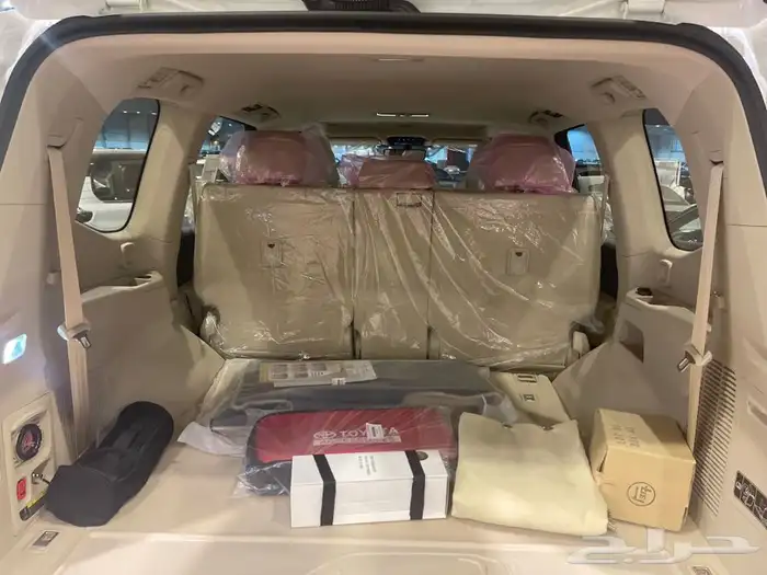 لاندكروزر جى اكس ار 4 بنزين 2025 4