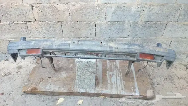 قطع غيار نيسان سيارة رياضيه وارد اليبان 4