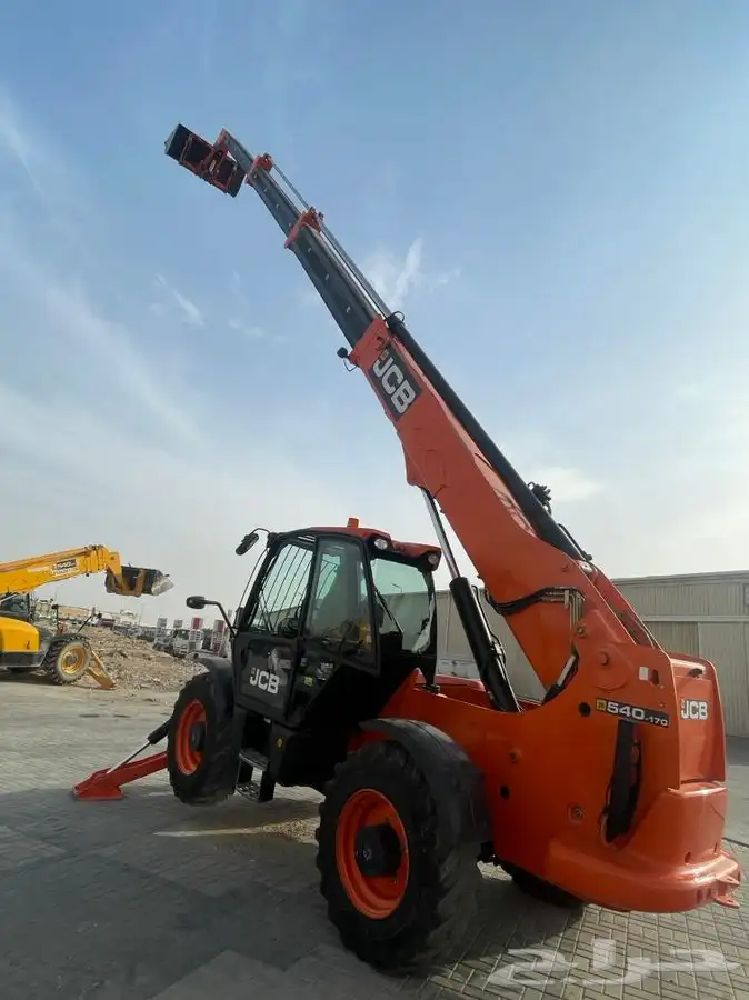 للايجار رافعه تلسكوبيه تلي هندر JCB 2