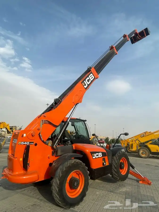 للايجار رافعه تلسكوبيه تلي هندر JCB 0