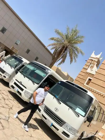 Bus for rent in Saudi Arabia 20 seats and 30 seats Availabl 5