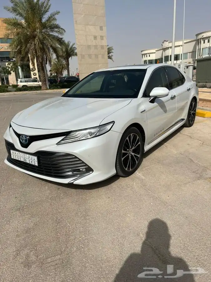 كامري 2020 قراندي ( هايبرد ) شبه وكالة تم البيع 0