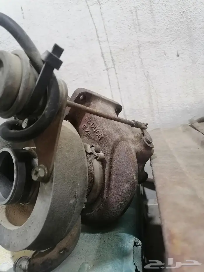 قطع غيار نيسان سيارة رياضيه وارد اليبان 42