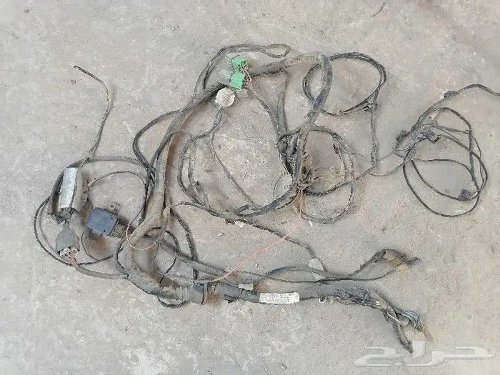 قطع غيار نيسان سيارة رياضيه وارد اليبان 10