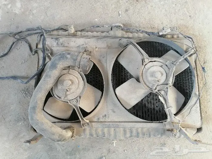 قطع غيار نيسان سيارة رياضيه وارد اليبان 11