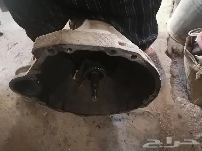 قطع غيار نيسان سيارة رياضيه وارد اليبان 38