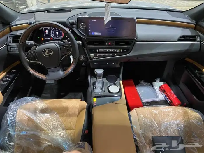 لكزس E350 2025 8