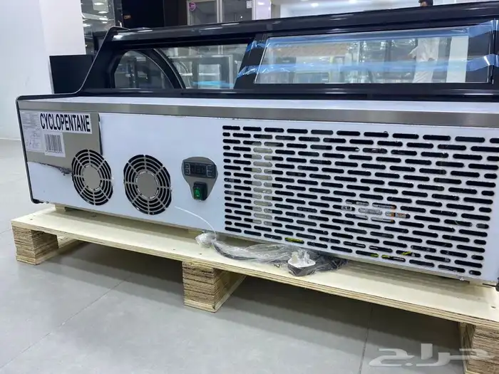 فريزر آيسكريم أعلى الكاونتر بصحون 9