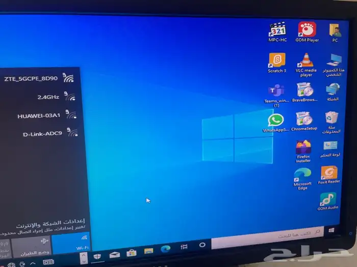 كمبيوتر ديل4 رام مع 256SSD السريع جدا مع شاشة وقطعة واي فاي 3