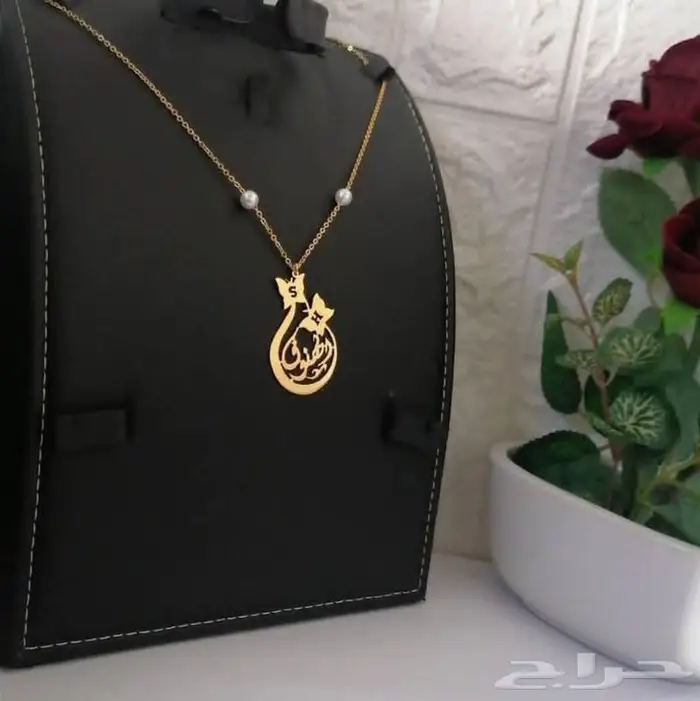 نحت مطليات باذهب والفضة بالاسم 3