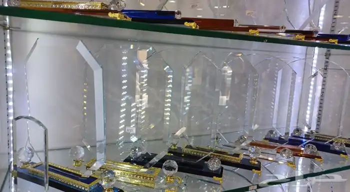 طباعة دروع أقلام لوحات تعريفية لوحات مكاتب اختام كروت دروع 22