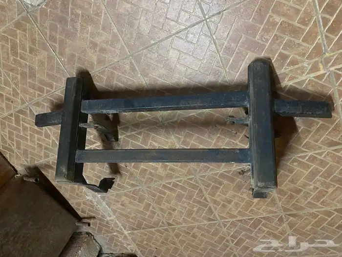 دعامه حديد تركب علي اي سياره 4