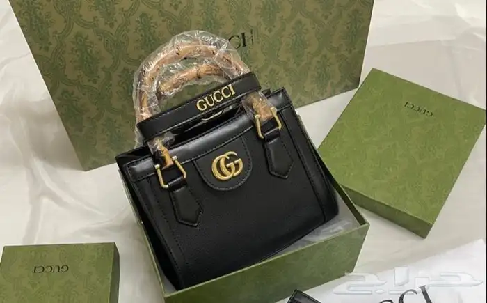 عرض شنطة ب 150  عرض 3 شنط 270 ريال 13