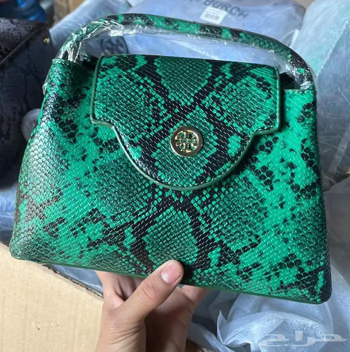 عرض شنطة ب 150  عرض 3 شنط 270 ريال 28