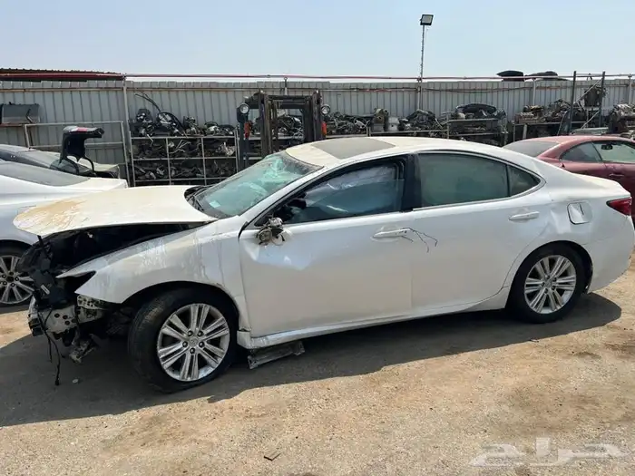 لكزسEs250تشليح وقطع غيار لكزس 5