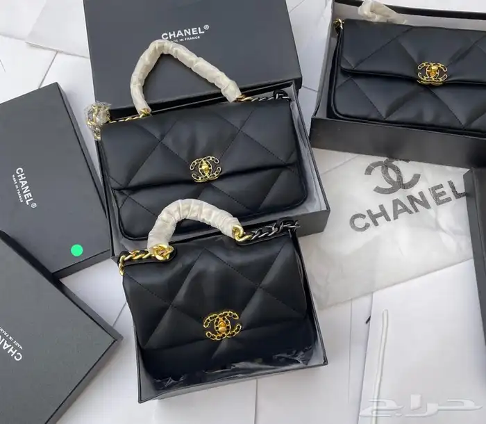 عرض شنطة ب 150  عرض 3 شنط 270 ريال 26