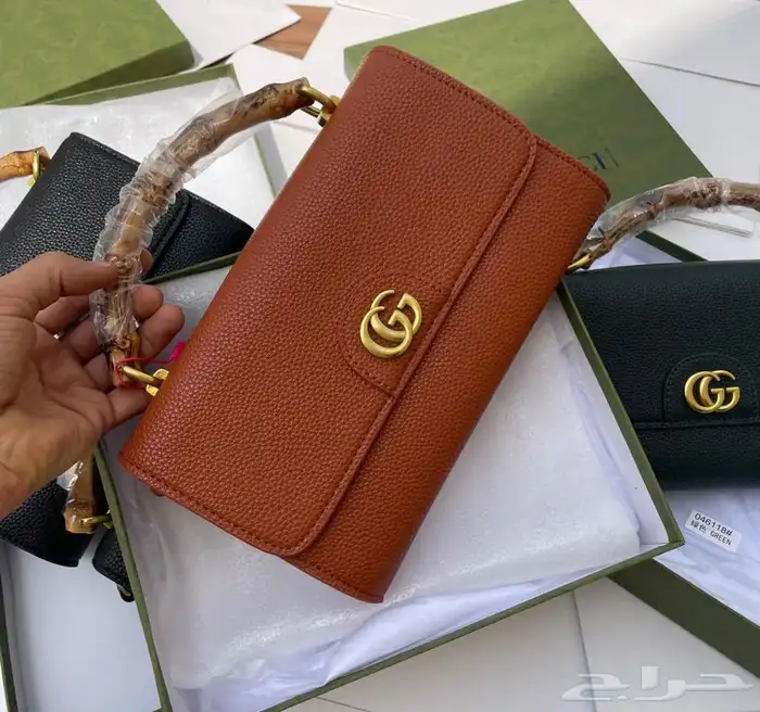 عرض شنطة ب 150  عرض 3 شنط 270 ريال 37