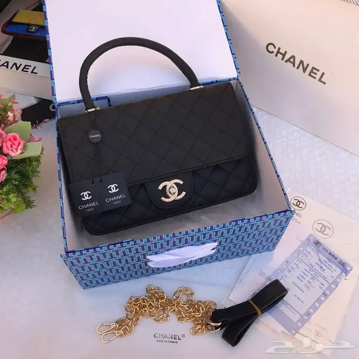 عرض شنطة ب 150  عرض 3 شنط 270 ريال 76