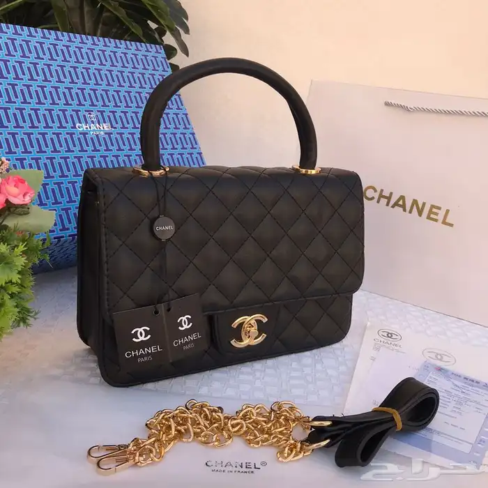 عرض شنطة ب 150  عرض 3 شنط 270 ريال 77