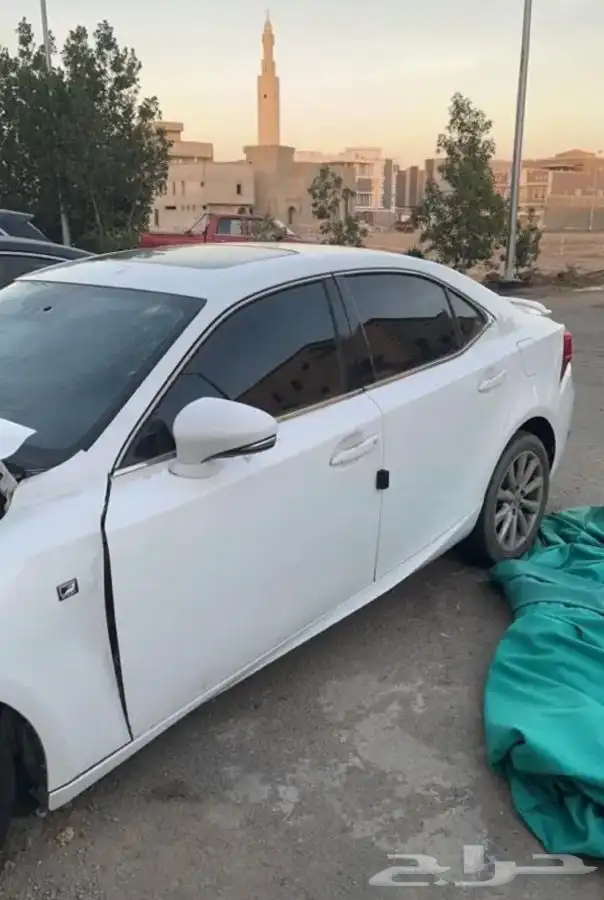 لكزس f is 350 تشليح قطع غيار is 2