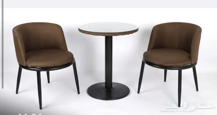 طاولات اطقم مع كرسيين وفي مع 4 كرسي وتس فقط 19